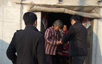 “天寒人心暧、职企一家亲”—成武县k8.com燃气公司领导“送温暖”慰问困难职工家属