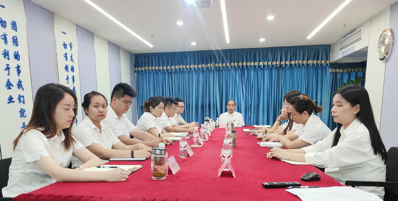 潜铧公司 潜铧公司